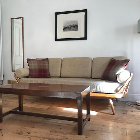 Beachfront Apartment With Wood Burner & Courtyard St Leonards-on-Sea Екстер'єр фото