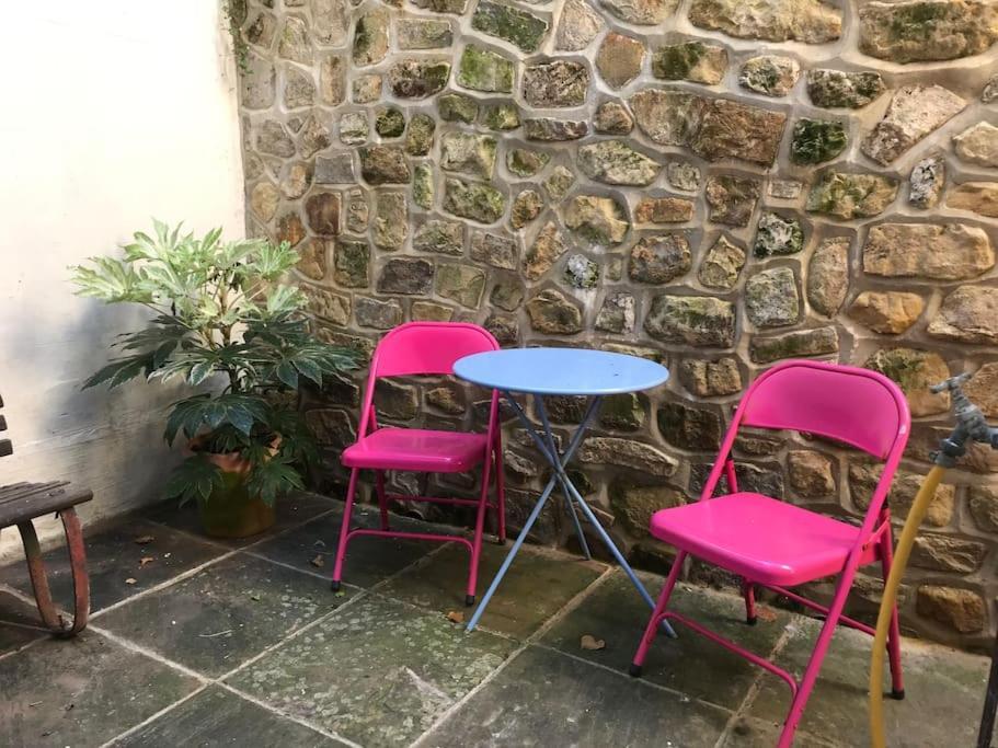 Beachfront Apartment With Wood Burner & Courtyard St Leonards-on-Sea Екстер'єр фото